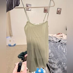 Elegant Green Sleeveless Dress